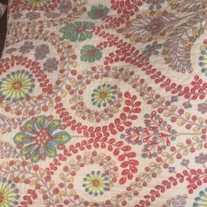 Floral Multicolor Quilt